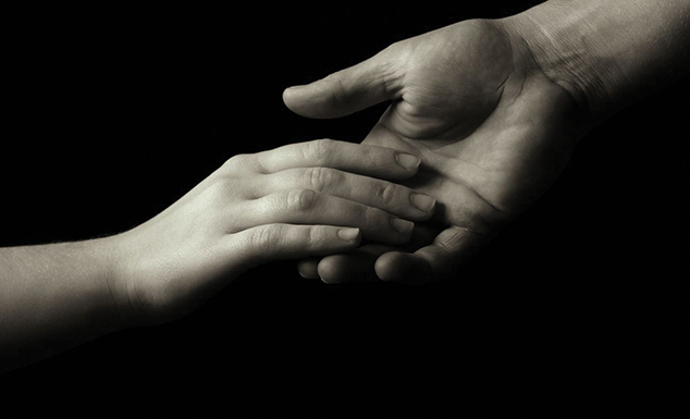 10 راهکار دکتر احمد حلت در مواجهه با فردی که قصد خودکشی دارد