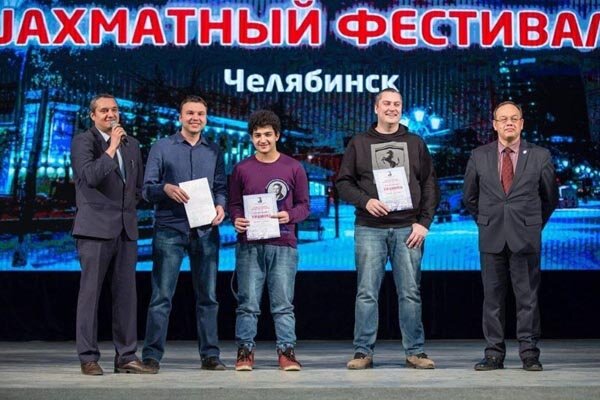 بردیا دانشور