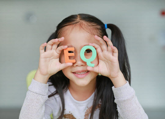 نقش والدين در پرورش هوش هيجاني کودک