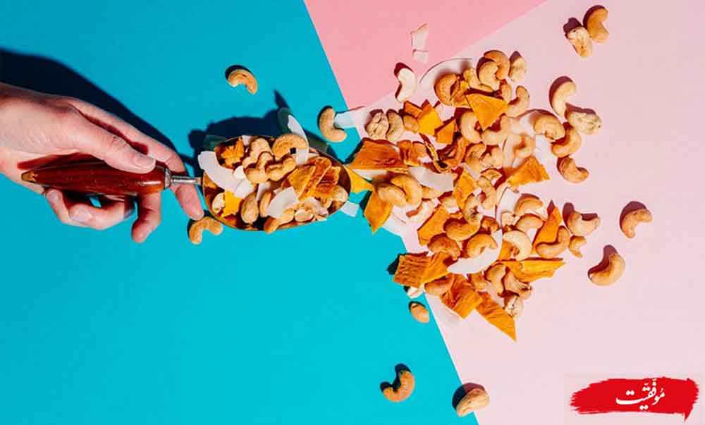 علت کشش به پرخوری افراطی چیست؟ 