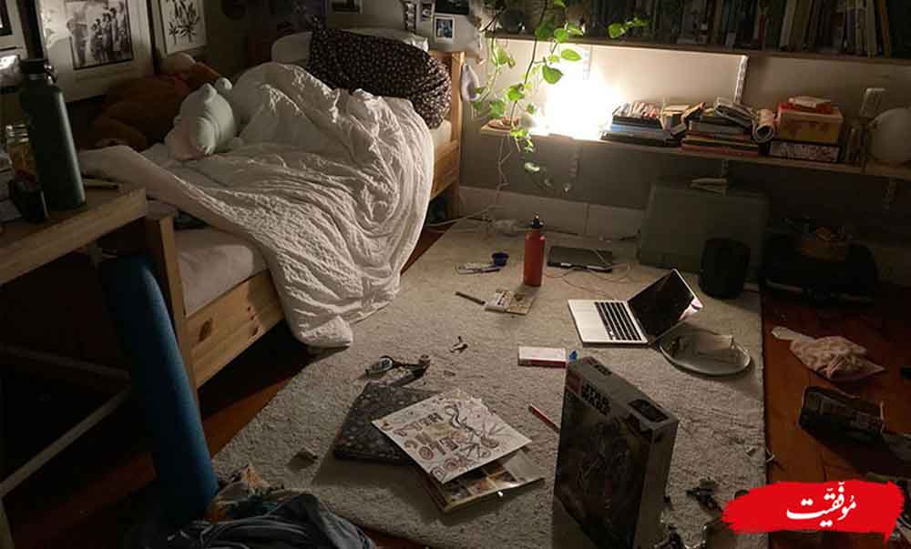 حِسّش نـــیست!